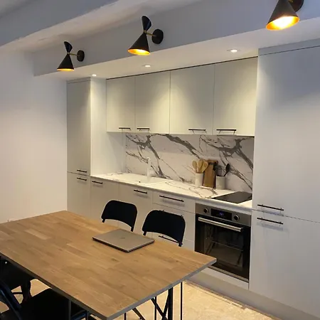 Le Petit Bourgeois - Duplex En Vieille Νανσύ