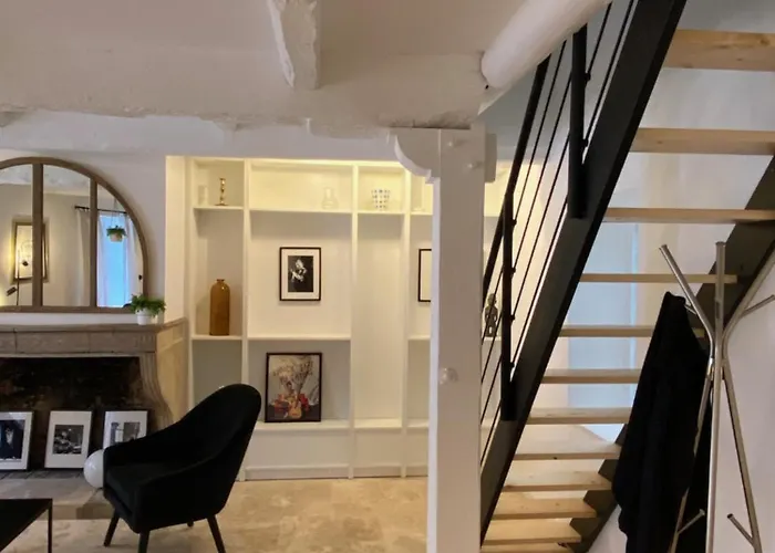 Le Petit Bourgeois - Duplex En Vieille Apartamento